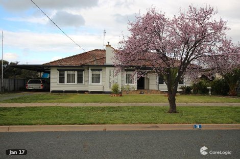 9 Hopetoun St, Rochester, VIC 3561