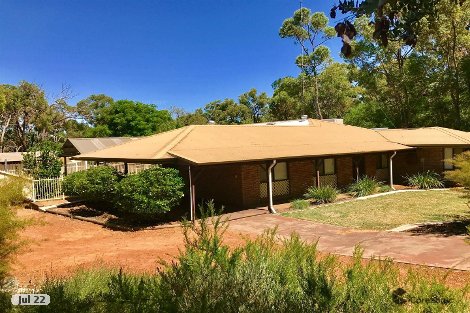 18 Russell Dr, Waroona, WA 6215