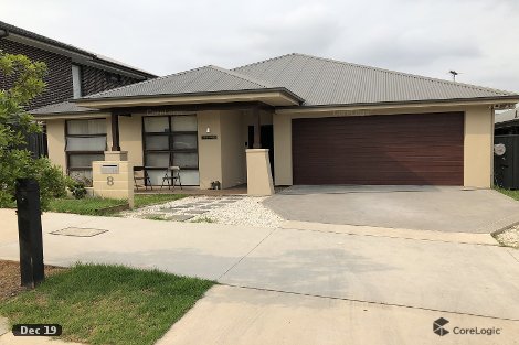 8 Fanflower Ave, Denham Court, NSW 2565