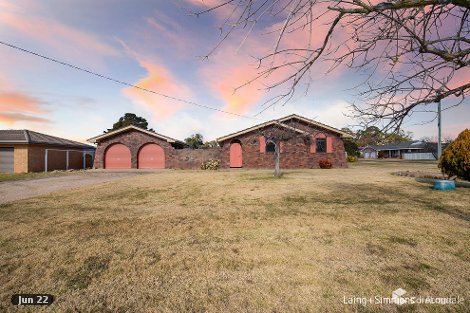 44 Rowan Ave, Uralla, NSW 2358