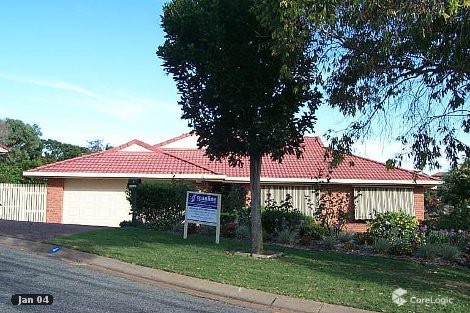 4 Greenpark Cl, Port Macquarie, NSW 2444