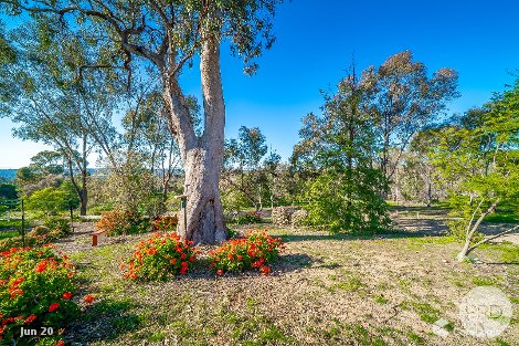 4 Bermingham Ave, San Isidore, NSW 2650