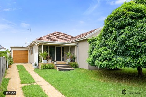 15 Gloucester St, Macquarie Fields, NSW 2564