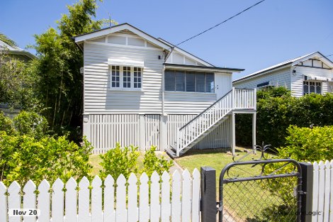 53 Cotton St, Shorncliffe, QLD 4017