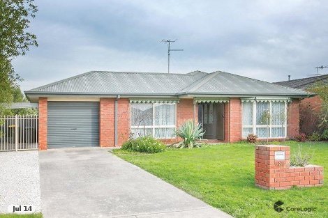 8 Bourbon St, Delacombe, VIC 3356