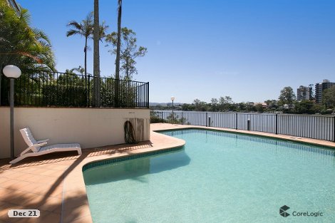 2/172 Macquarie St, St Lucia, QLD 4067