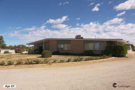 51 Jennaberring Rd, Quairading, WA 6383