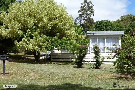 8 Blackmores Rd, Clunes, VIC 3370