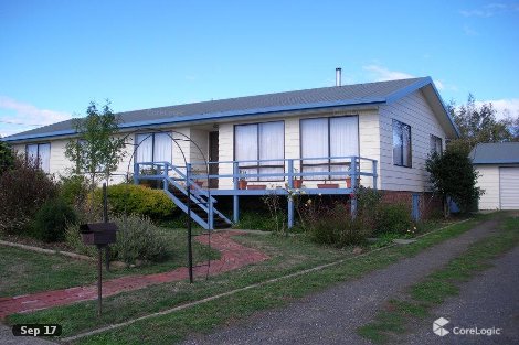 2 Duff Dr, Sheffield, TAS 7306