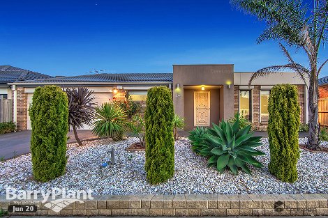 16 Dalmuir Bvd, Deer Park, VIC 3023