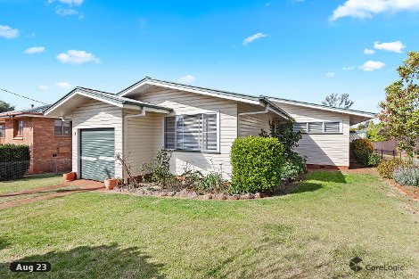 10 Schloss St, Centenary Heights, QLD 4350