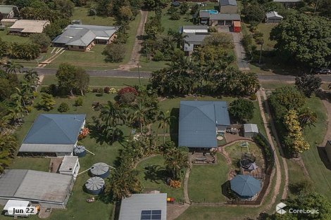 12 Cook St, Finch Hatton, QLD 4756