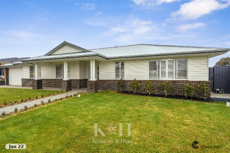 45 Oakwood Cl, Gisborne, VIC 3437