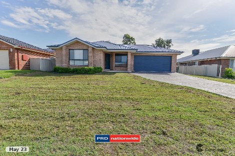 27 Warwick Rd, Hillvue, NSW 2340