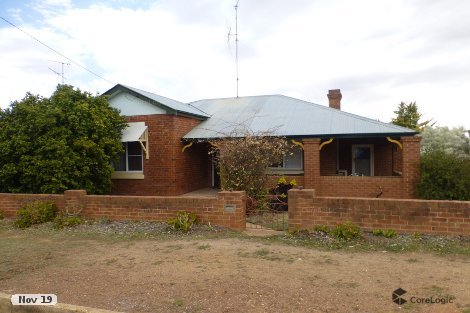 24 Phillips St, Parkes, NSW 2870