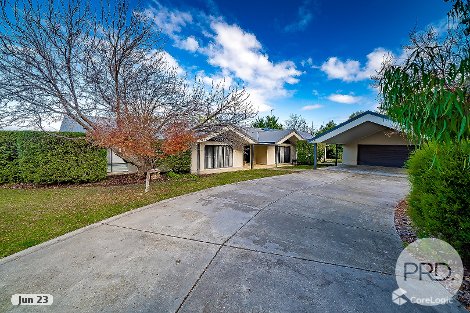 4 Wisteria Pl, Springvale, NSW 2650