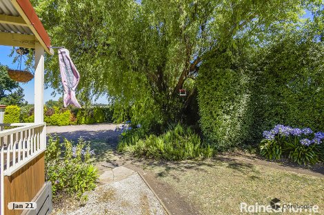 2d Mollison St, Kyneton, VIC 3444