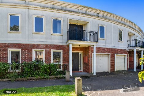 74-76 The Crescent, Kensington, VIC 3031