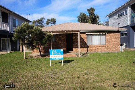 106 Lake St, Loch Sport, VIC 3851