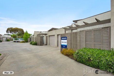 4 Latitude Ct, Ballarat East, VIC 3350