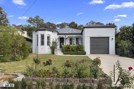 27 Shakespeare St, Spring Gully, VIC 3550