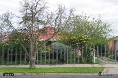 33 Medfield Ave, Avondale Heights, VIC 3034