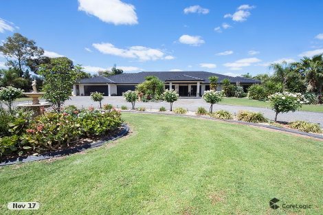 3 River Oaks Dr, Swan Hill, VIC 3585