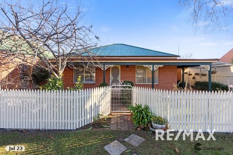 33 Freer St, Wagga Wagga, NSW 2650