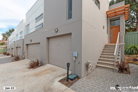 10/4 Cassidy St, Queanbeyan West, NSW 2620