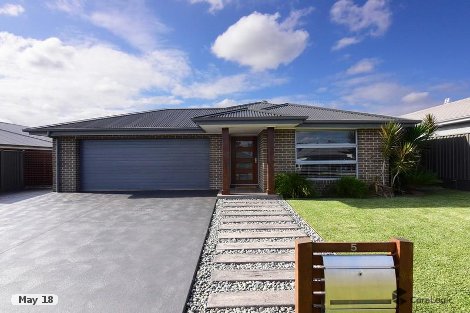 5 Petrel Cl, South Nowra, NSW 2541