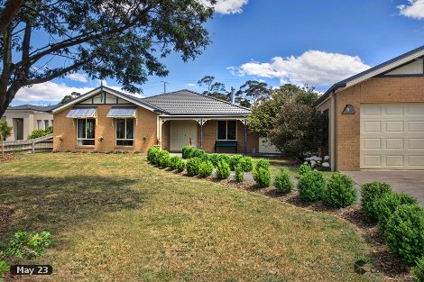 10 Roxanne Ct, Woodend, VIC 3442