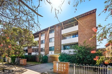 11/5 Lachlan St, Warwick Farm, NSW 2170