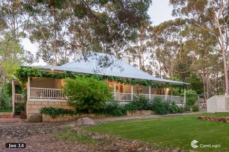 365 Lacey St, Sawyers Valley, WA 6074