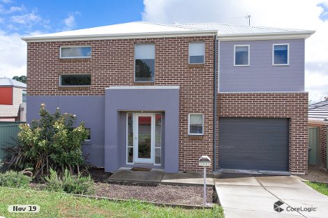 11/12 Stanbury Ave, Canadian, VIC 3350