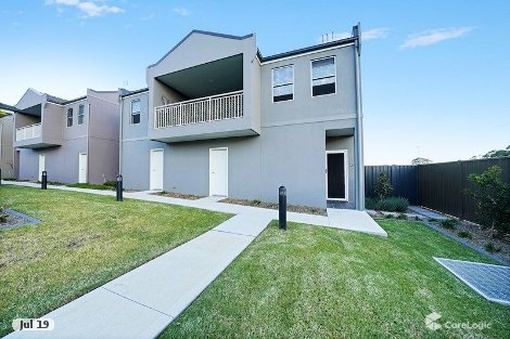 27/2 Wire Lane, Camden South, NSW 2570