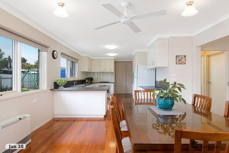 11 Batson Cres, Elliminyt, VIC 3250