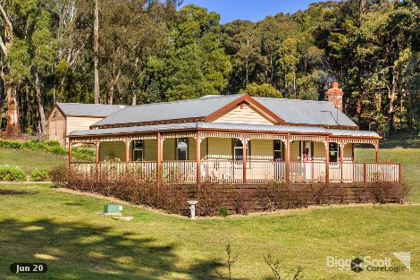 180 Lake Rd, Daylesford, VIC 3460