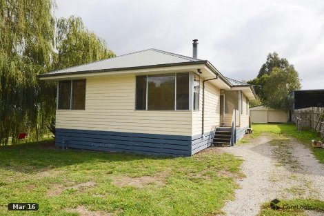 10 Queen St, Loch, VIC 3945