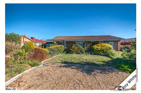 17 Emily Bulcock Cres, Gilmore, ACT 2905