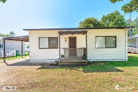 24 Brush Box St, Lake Hume Village, NSW 3691