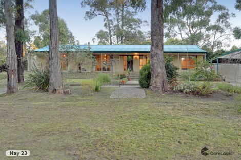 17 Belgrave Ave, Cockatoo, VIC 3781