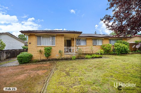 100 Dalley Cres, Latham, ACT 2615