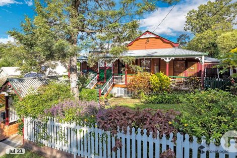 19 Pleasant St, Red Hill, QLD 4059