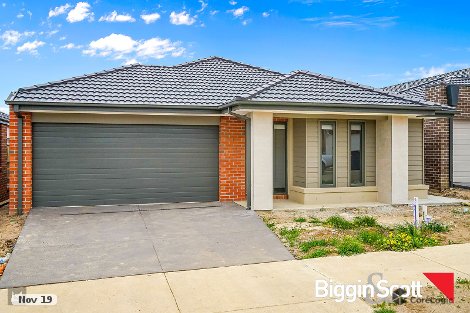 13 Carlton Ave, Charlemont, VIC 3217