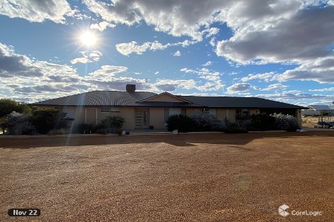 31 Maiolo Way, Merredin, WA 6415