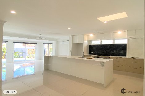 32 Naranga Ave, Broadbeach Waters, QLD 4218