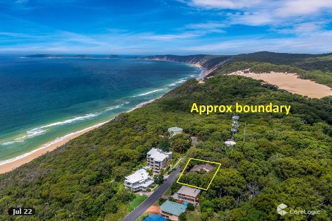 102-104 Cooloola Dr, Rainbow Beach, QLD 4581