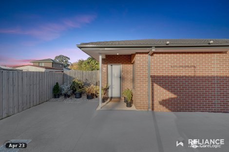 2/6 Gladstone Gr, Melton, VIC 3337