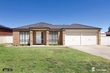 6 Bowen Pl, Tolland, NSW 2650