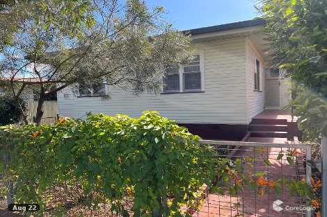 21 Chamberlain St, North Toowoomba, QLD 4350